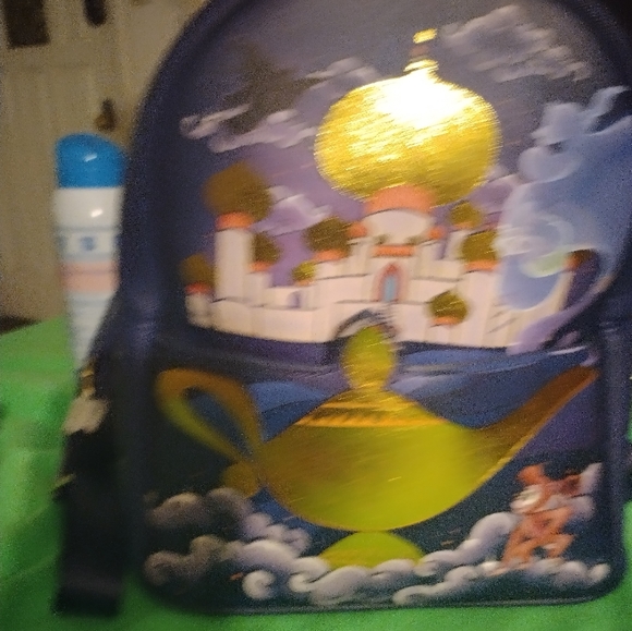 Marvel brand new miniature backpacks comes with wallet and keychain - Picture 4 of 15